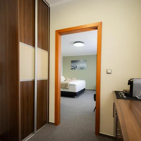 V Centre Mesta Appartement *